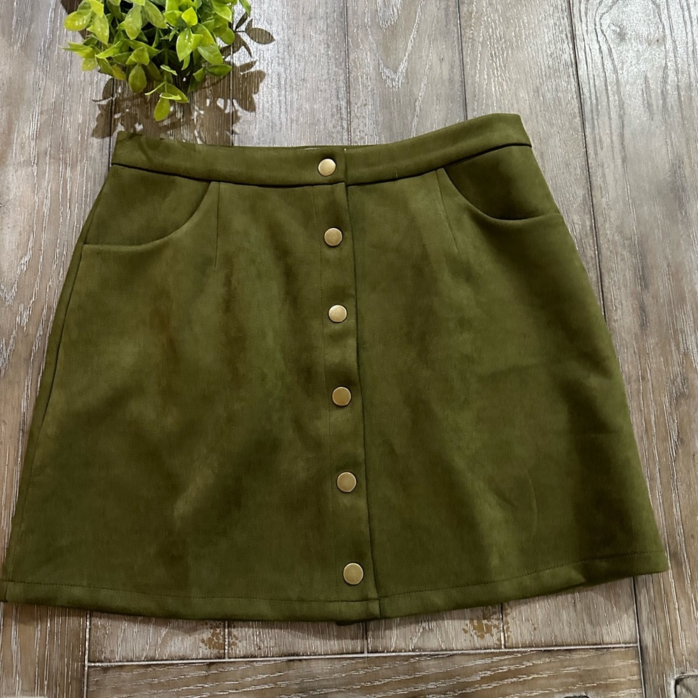 Bluivy Faux Suede Skirt - Picture 2 of 11